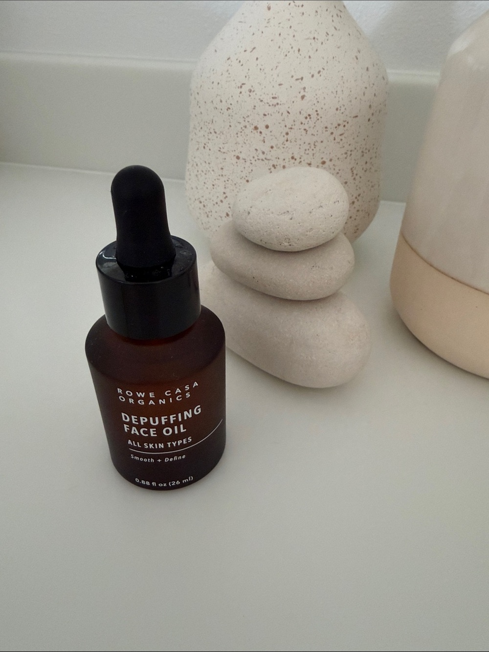 Brown Depuffing Face Oil for All Skin Types